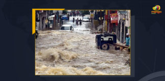 Telangana Rains Brings Flood Situations In Hyderabad Troubling Citizens, Rains Brings Flood Situations In Hyderabad Troubling Citizens, Several regions of Hyderabad witnessed flood like situation, Hyderabad witnessed flood like situation, southwest monsoon entered Telangana on Tuesday 14th of June, southwest monsoon, Flood Situations In Hyderabad, Flood Situations, Chandrayangutta recorded a maximum rainfall of 54.3mm, Rajendranagar witnessed 40mm of rain, Falaknuma witnessed 40mm of rain, southwest monsoon News, southwest monsoon Latest News, southwest monsoon Latest Updates, southwest monsoon Live Updates, Mango News,