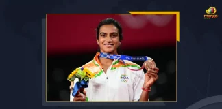 PV Sindhu Secures Gold In Commonwealth Games Badminton Finals India Feels Proud, Commonwealth Games-2022 India Star Shutler PV Sindhu Wins Gold Medal by Beat Michelle Li in Final, India Star Shutler PV Sindhu Wins Gold Medal by Beat Michelle Li in Final, India Star Shutler PV Sindhu Wins Gold Medal In Commonwealth Games-2022 India Star Shutler PV Sindhu Beat Michelle Li in Final, India Star Shutler PV Sindhu, PV Sindhu, Michelle Li, India Star Shutler, CWG-2022, Women's Singles Badminton Highlights, Commonwealth Games-2022, Birmingham Commonwealth Games 2022, 2022 Birmingham Commonwealth Games, Birmingham Commonwealth Games, Commonwealth Games, Birmingham Alexander Stadium, Commonwealth Games 2022 sports, Birmingham Commonwealth Games 2022 News, Birmingham Commonwealth Games 2022 Latest News, Birmingham Commonwealth Games 2022 Latest Updates, Birmingham Commonwealth Games 2022 Live Updates, Mango News,