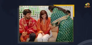 Vijay Deverakonda's Mother Performs Pooja At Home Ahead Of The Liger Release,Ahead Of The Liger Release,Vijay Deverakonda's Mother Performs Pooja At Home,Vijay Devarakonda and Ananya Pandey's Liger movie,Vijay Deverakonda's Mother performed a puja for the movie's success,Vijay Deverakonda's Mother,Madhavi Deverakonda,Vijay Deverakonda,Liger puja,LigerLiger Movie News,Liger Movie Latest News And Updates,Liger Movie Live UpdatesMango News,