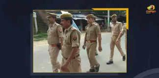 UP 2 Dalit Minor Girls Found Hanging From Tree In Lakhimpur Kheri Village, Dalit Sisters Found Hanging, UP 2 Dalit Minor Girls Found Hanging, UP Dalit Girls Found Hanging, Lakhimpur Kheri Village, Mango News, Mango News Telugu, UP 2 Dalit Minor Girls , 2 Minor Dalit Sisters Found Hanging From Tree, Crime News, Latest Crime News And Updates, Today Crime News, Crime Latest News, UP Crime News,