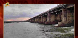 Doleswaram Projects Receives Second Warning Amid Floods, Second Flood Warning, Doleswaram Project Flood Warning, Second Warning Amid Floods, Second Warning At Dowleswaram, Mango News, Mango News Telugu, Doleswaram Project Floods Warning, Doleswaram Project Floods, Doleswaram Project, Doleswaram Projects Get Second Warning, Second Warning Issued At Dowleswaram, Doleswaram Project Latest News And Updates, Andhra Pradesh Floods, Andhra Pradesh News And Updates