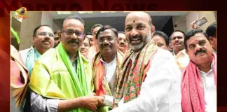 Former TRS Leader Narsaiah Goud To Join BJP Confirms Bandi Sanjay Kumar, Former TRS Leader Narsaiah Goud To Join BJP, TRS Leader Narsaiah Goud Joining BJP, Narsaiah Goud Joining BJP Confirms Bandi Sanjay Kumar, Mango News,Mango News Telugu, Former TRS Leader Narsaiah Goud, Telangana Chief Bandi Sanjay Kumar, Telangna BJP Party, YSRTP , Munugode By Polls, Munugode Election Schedule Release, Munugode Election, Munugode Election Latest News And Updates, Munugode By-poll, BRS Party, Prajashanti Party