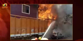 Hyderabad Fire Breaks Out At Begum Baza No Casualties Reported,Hyderabad Fire Breaks Out,Fire Breaks Out At Begum Bazar,No Casualties Reported,Mango News,Hyderabad Fire News Today,Fire Accident In Hyderabad Yesterday,Hyderabad Fire Accident,Today Fire Accident News,Jeedimetla Fire Accident Today,Fire Accident In Secunderabad Today,Fire Accident In Bachupally Today,Fire Accident In Begumpet Today,Hyderabad Fire News,Hyderabad Fire