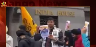 Khalisani Pulls Down National Flag At London High Commission Alarms Security Concerns,Khalisani Pulls Down National Flag At London,London High Commission Alarms Security Concerns,Mango News,India Summons Top UK Diplomat,Khalistan Supporters Take Down National Flag,Supporters Take Down Flag at Indian High Commission in London,Unacceptable: India pulls up UK diplomat,UKs Indifference Unacceptable,Khalistan Supporters Pull Down Indian Flag,Strong Protest From MEA After Pro-Khalistan,Indian flag pulled down by Khalistani,Indian Prime Minister Narendra Modi,National Political News,Indian Political News