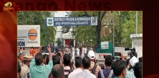 Bandi Sanjay Kumar Released From Jail In TSPSC Paper Leak Matter,Bandi Sanjay Kumar Released From Jail,TSPSC Paper Leak Matter,Bandi Sanjay Kumar In TSPSC Paper Leak,Mango News,Telangana BJP Chief Bandi Sanjay,Telangana BJP Chief Released From Jail,TSPSC Paper Leak Matter Latest News,Bandi Sanjay Kumar Latest News,Telangana Paper Leak Case,SSC Paper Leak Case,Telangana BJP Chief Bandi Sanjay,Bail For Bandi Sanjay Kumar,Telangana BJP Chief Sanjay Gets Bail,TSPSC Paper Leak Latest Updates