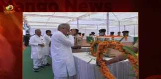 CM Bhupesh Baghel Pays Homage To Jawans Died In Naxal Attack,CM Bhupesh Baghel Pays Homage To Jawans,Homage To Jawans Died In Naxal Attack,CM Bhupesh Baghel Pays Homage,CM Bhupesh Baghel,Jawans Died In Naxal Attack,Mango News,CM Baghel Carries Mortal Remains Of Jawan,Bhupesh Baghel Carries Coffin Amid Tributes,Dantewada Naxal attack,Chhattisgarh CM Baghel holds high level meet,CM Bhupesh Baghel announces compensation,CM Baghel To Visit Dantewada And Pay Homage,CM Bhupesh Baghel Latest News and Updates,CM Bhupesh Baghel Live News