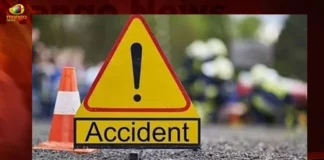 Telangana One Dead And 10 Injured In Suryapet Accident,Telangana One Dead And 10 Injured,Telangana Suryapet Accident,One Dead And 10 Injured In Suryapet,Mango News,Telangana Suryapet tragic accident,Telangana Accident News Today,Telangana Accident Live News,Telangana Accident Latest Updates,Telangana Suryapet Accident Live News,Hyderabad News,Telangana News,Telangana News Today,Telangana Latest News And Updates