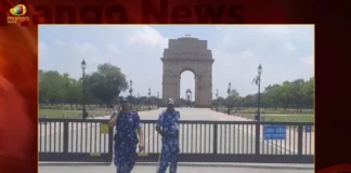 Delhi Police Cordoned Off India Gate After Wrestlers Called Hunger Strike,Delhi Police Cordoned Off India Gate,Wrestlers Called Hunger Strike,Wrestlers Hunger Strike,Mango News,Delhi Police block entry to India Gate,Delhi Wrestlers Protest,Police Won't Allow Wrestlers,Reports Of Lack Of Evidence,Will immerse our medals into Ganga,Indian Olympic wrestlers,Wrestlers Vs WFI Chief Protest,Wrestlers protest in Delhi,Wrestlers Manhandled,Wrestlers Protest Latest news,Wrestlers Protest Latest Updates,Protesting Wrestlers To Throw Medals,Wrestlers Protest Live News,2023 Indian wrestlers protest,Wrestlers protest live updates,Wrestlers Hunger Strike Latest News,Wrestlers Hunger Strike Latest Updates
