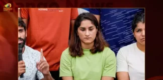 SC Dismisses Plea Filed By WFI Females Accusing Brij Bhushan Of Sexual Assault,SC Dismisses Plea Filed By WFI Females,WFI Females Accusing Brij Bhushan,Supreme Court Closes Women Wrestlers Plea,Mango News,Wrestlers Protest,Sexual harassment of women wrestlers,SC closes plea on sexual harassment,SC closes proceedings on women wrestlers,SC closes proceedings by women wrestlers,Supreme Court Latest News And Updates,Brij Bhushan Latest News And Updates,WFI Females