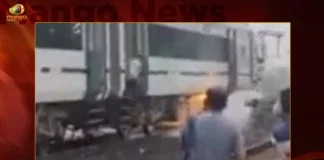 Vande Bharat Express Catches Fire In Engine,Vande Bharat Express Catches Fire,Vande Bharat Fire In Engine,Express Catches Fire In Engine,Mango News,Bhopal-Delhi Vande Bharat Express,Vande Bharat Catches Fire,Mango News,Fire in Vande Bharat Express train,Vande Bharat Express Fire Accident,Vande Bharat Express Latest News,Vande Bharat Express Latest Updates,Vande Bharat Express Live News,Vande Bharat Express News Today,Vande Bharat Express Fire Accident News Today,Vande Bharat Express Fire Accident Live Updates