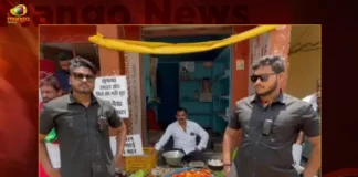 Varanasi Vegetable Vendor Hires Bodyguard To Protect Tomatoes,Varanasi Vegetable Vendor,Vegetable Vendor Hires Bodyguard,Bodyguard To Protect Tomatoes,Protect Tomatoes,Mango News,Amid Soaring Prices,Vegetable Vendor Hires Bouncers,Samajwadi Party worker hires bouncers,Team of Bodyguard to protect Tomatoes,Tomato turmoil,Tomato Price Hike,Vegetable seller in Varanasi,Varanasi Vegetable Vendor Latest News,Varanasi Vegetable Vendor Latest Updates,Varanasi Vegetable Vendor Live News